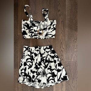 Black and white floral crop top and short set